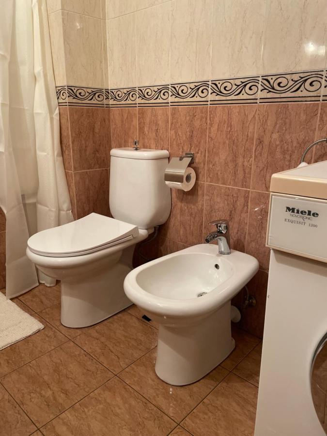 Proper Apartment 1 티라나 외부 사진